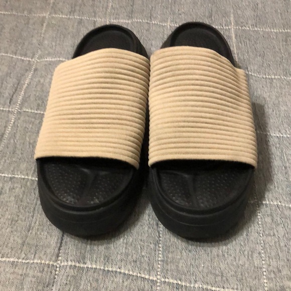 Rag & Bone slip on slides - Picture 1 of 6